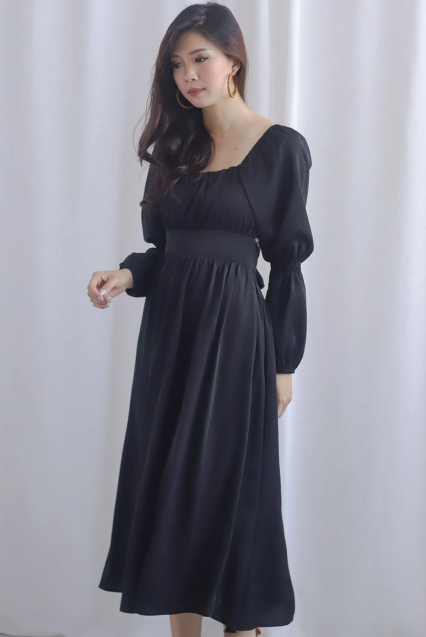 Krystal Double Poof Open Back Dress In Black