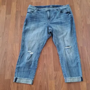 Kut from the Kloth High Rise Ankle Straight Leg Distressed Crop Denim Jeans 22W