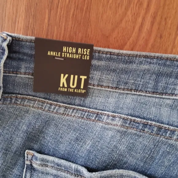 Kut from the Kloth High Rise Ankle Straight Leg Distressed Crop Denim Jeans 22W
