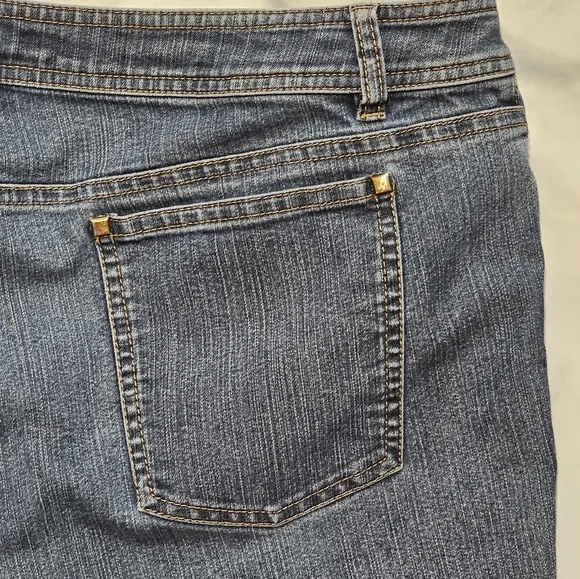 Lafayette 148 Bootcut High Rise Stretch Medium Wash Women's Denim Jeans Size 12