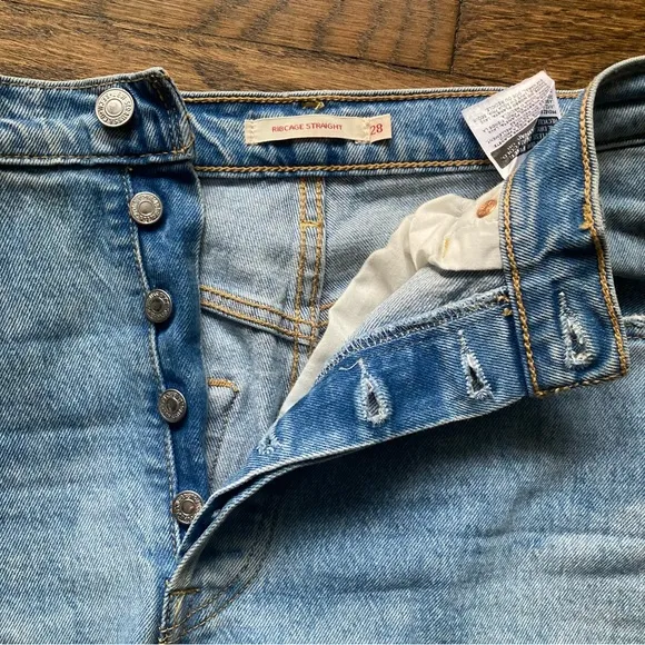 Levi’s Wide Leg Jeans, Size 28 with 27” Inseam