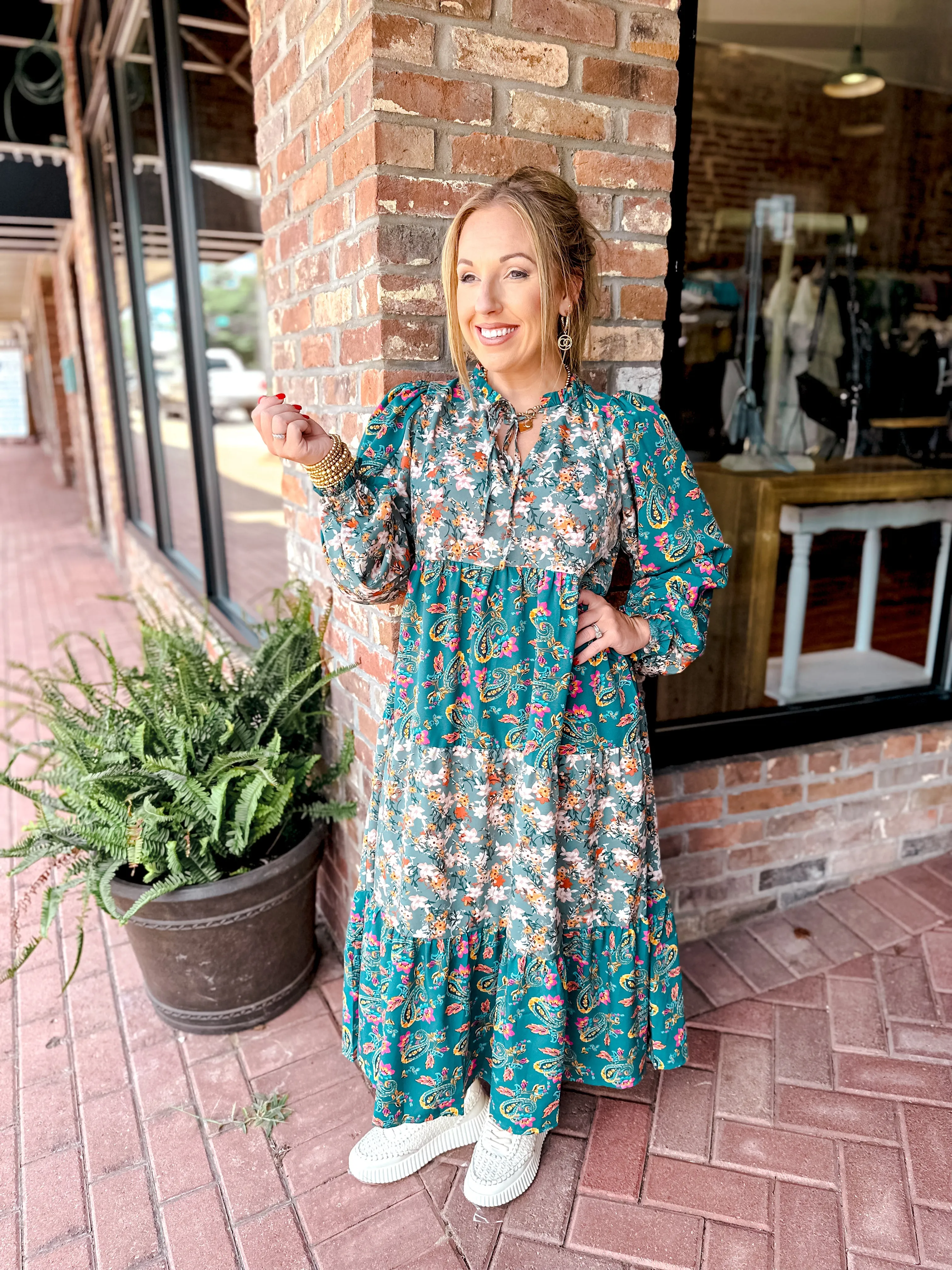 Look My Way Dress