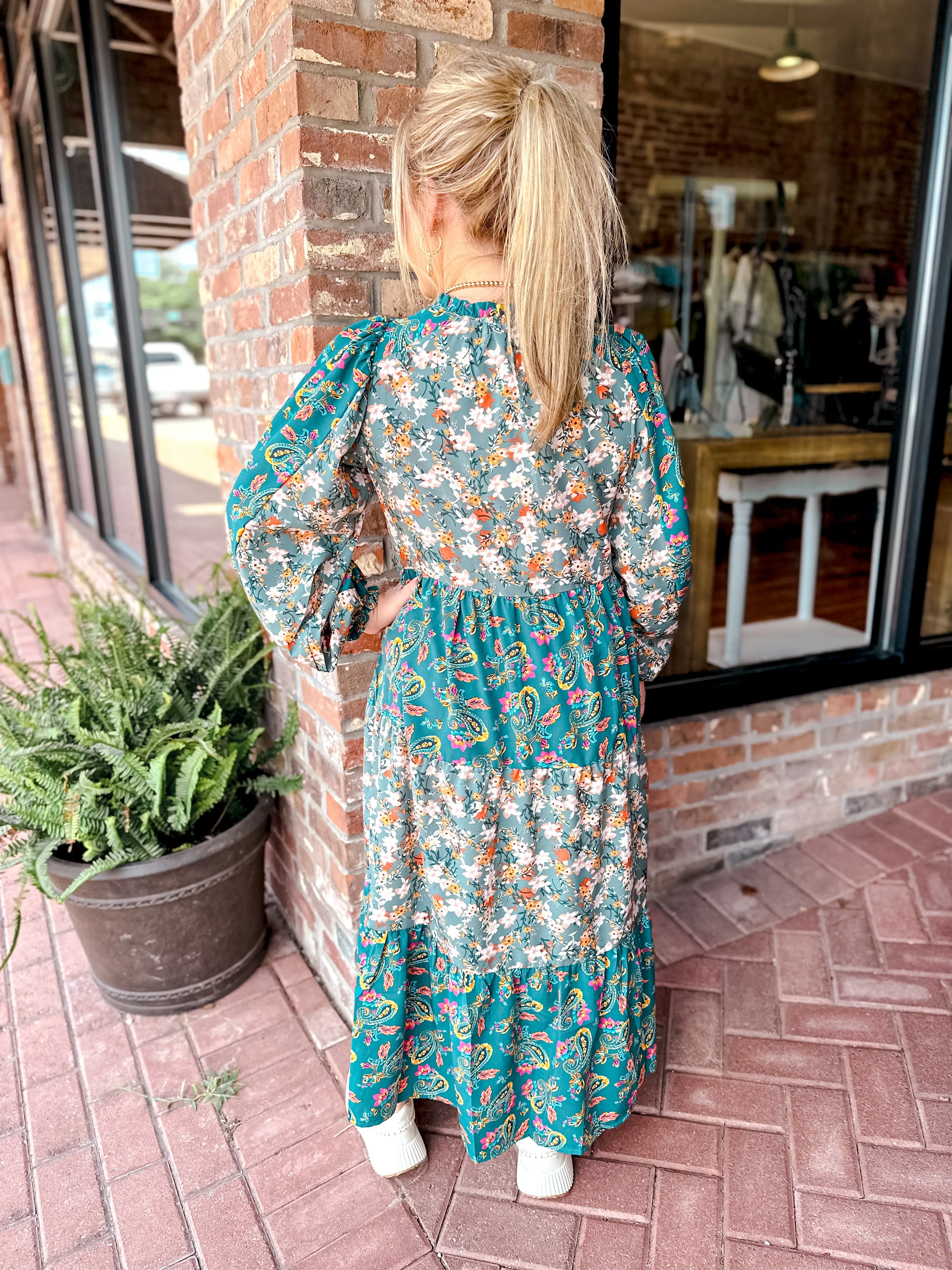 Look My Way Dress