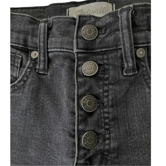 Madewell 9&quot; Mid-Rise Skinny Jeans in Berkeley Black: Button-Through Edition 26‎