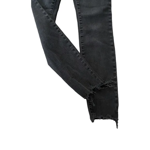 Madewell 9&quot; Mid-Rise Skinny Jeans in Berkeley Black: Button-Through Edition 26‎