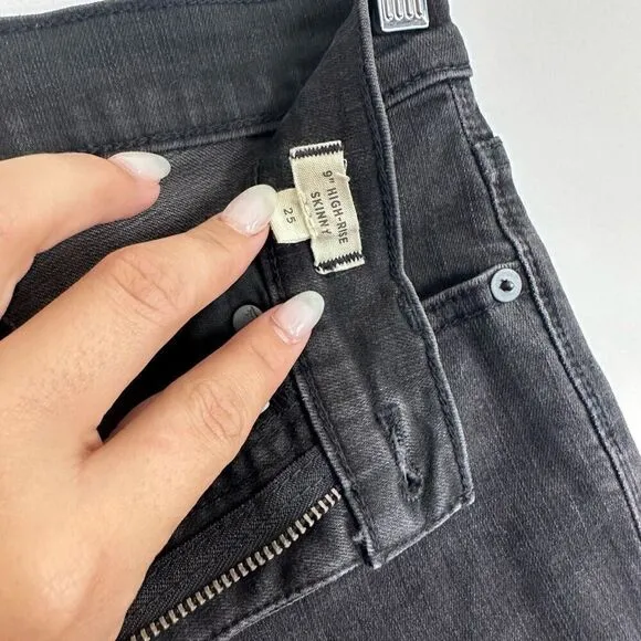Madewell 9&quot; Mid-Rise Skinny Jeans in Black Sea