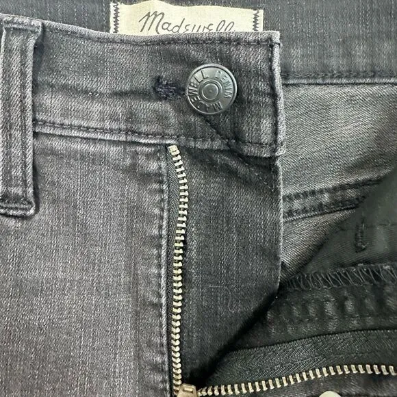 Madewell 9&quot; Mid-Rise Skinny Jeans in Black Sea