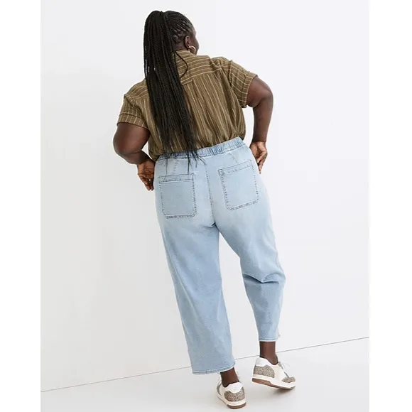 Madewell Plus Pull-On Relaxed Jeans in Bellview Wash