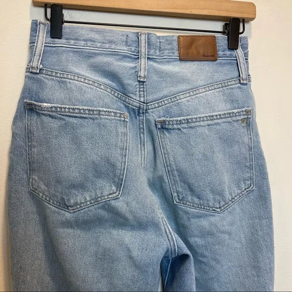 MADEWELL- The Momjean in Gilford Wash: Ripped Edition High-Rise Tapered Leg