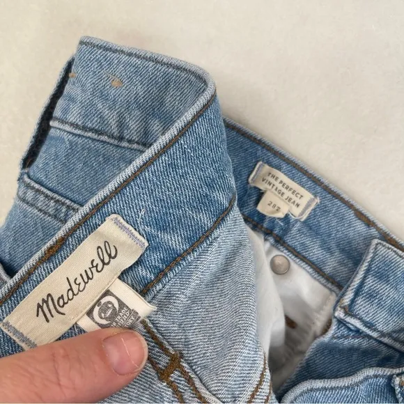 Madewell The Tall Perfect Vintage Jean Coney Wash: Destroyed Edition Size 28T