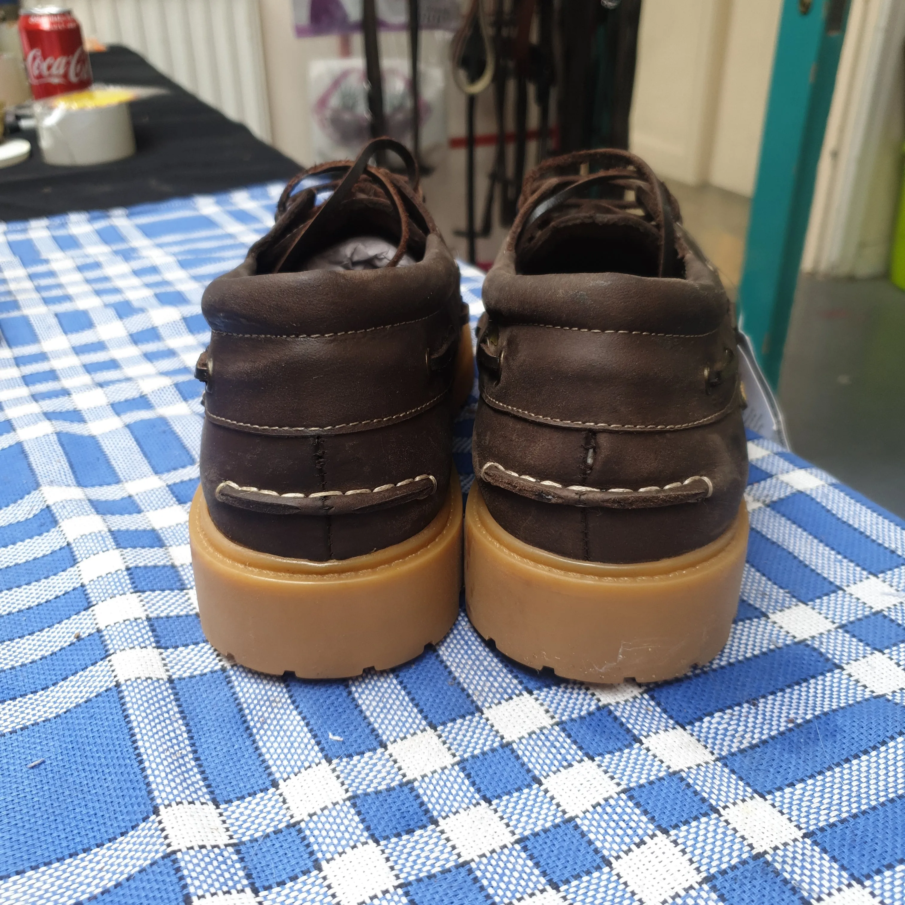 Maple wood brown leather in hand shoes size 10 FREE POSTAGE ✅
