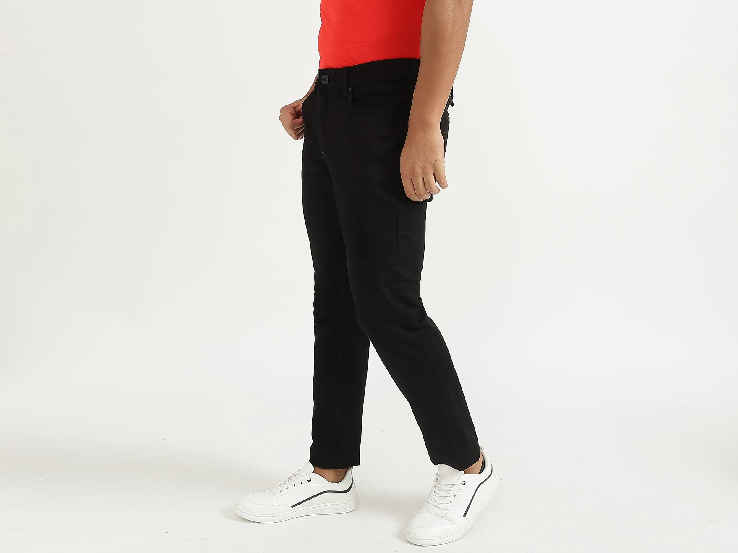 Men Black Solid Skinny Fit Jeans