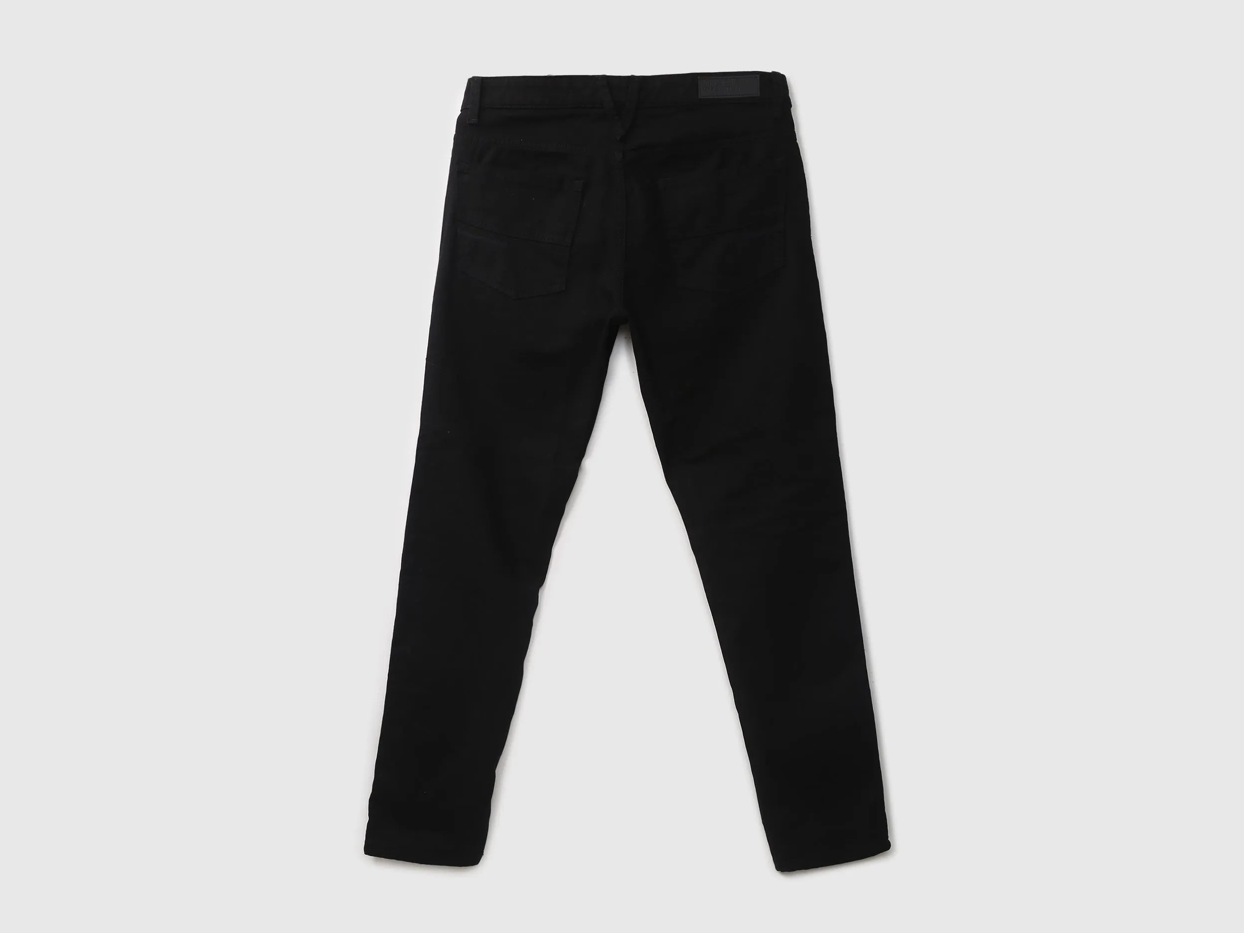 Men Black Solid Skinny Fit Jeans