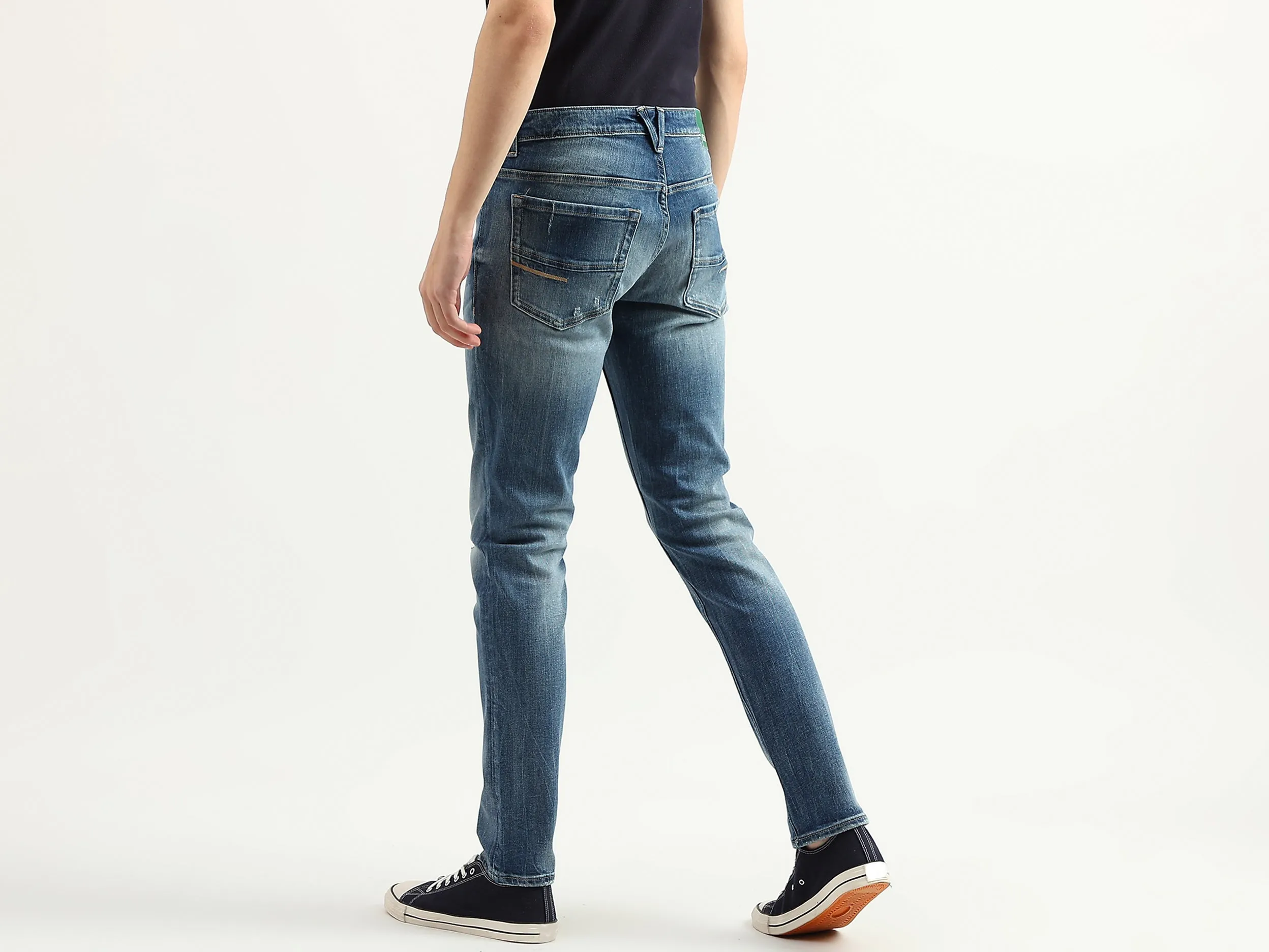 Men Solid Skinny Fit Jeans