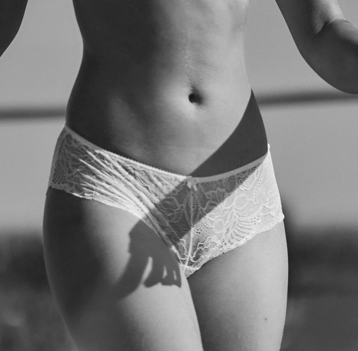 Mercy, Panty in stretch lace