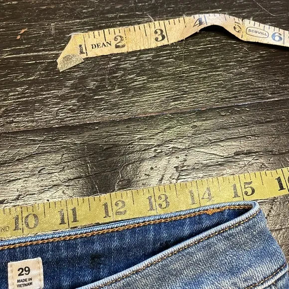 Miss Me Mid Rise Skinny Denim Jeans Size 29.