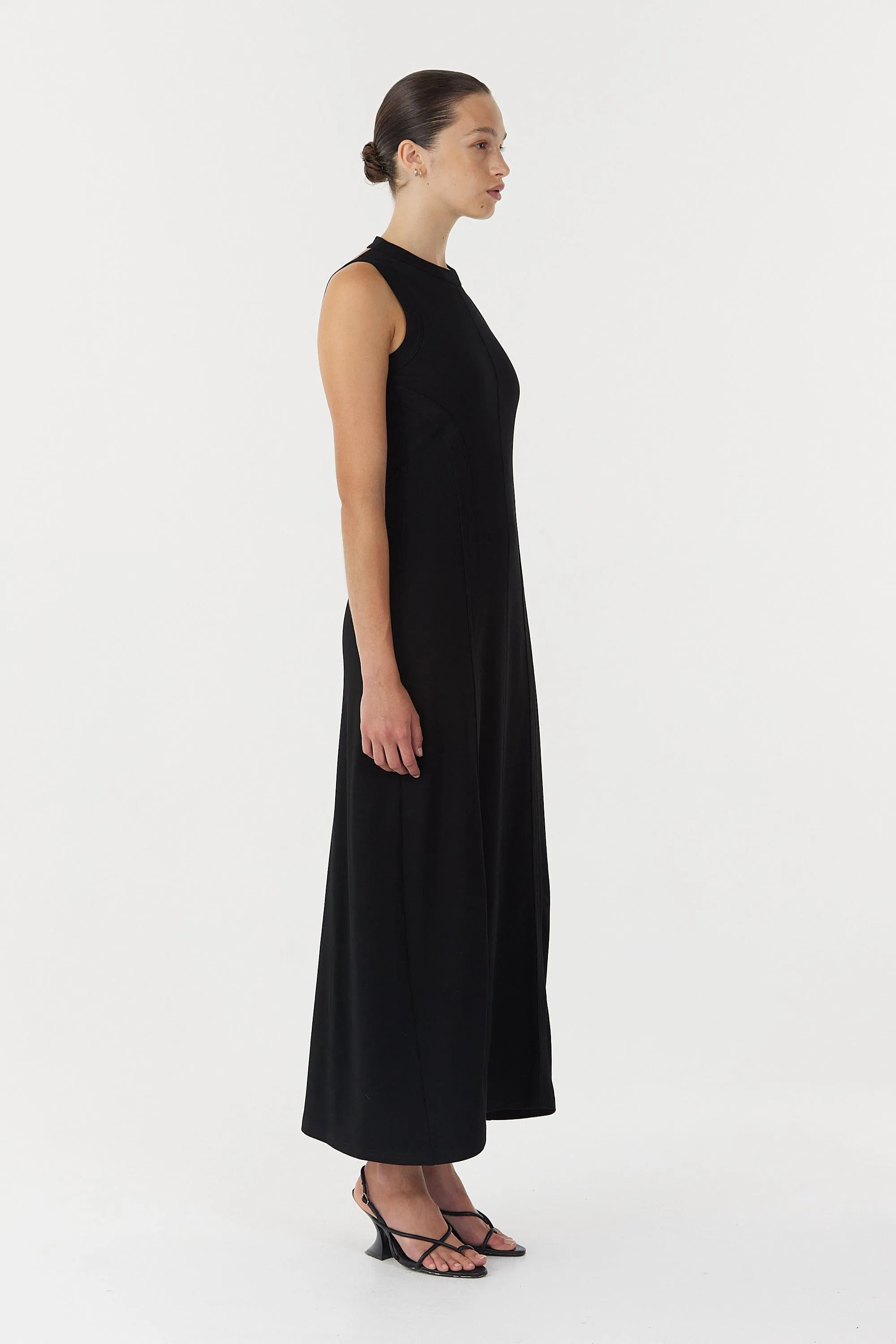 MOMENTUM OPEN BACK MAXI DRESS | BLACK