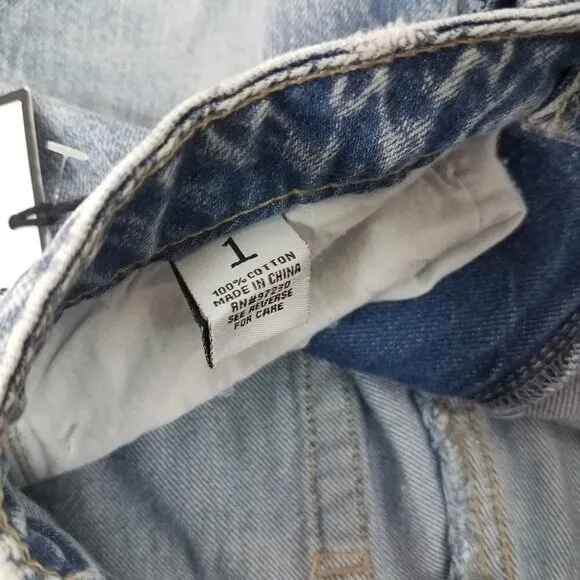 NEW Almost Famous Size 1 Vintage Mom Jeans Ripped Distressed