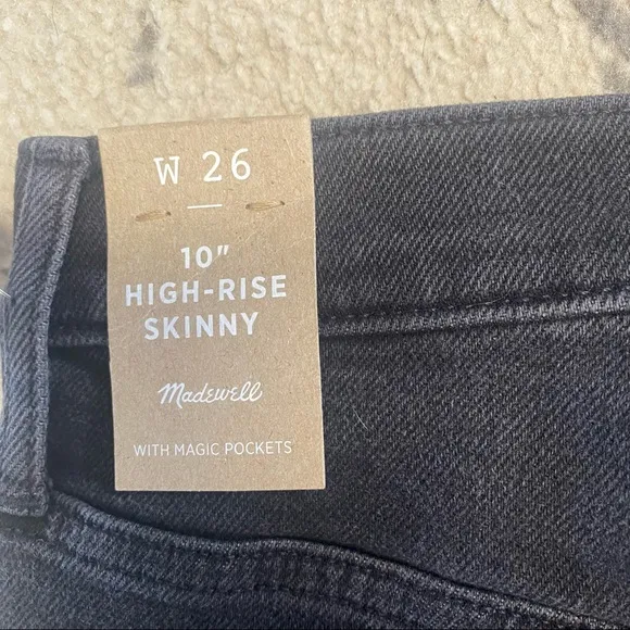 New Black faded wash Madewell high rise 10” skinny ankle jeans  magic pockets 26