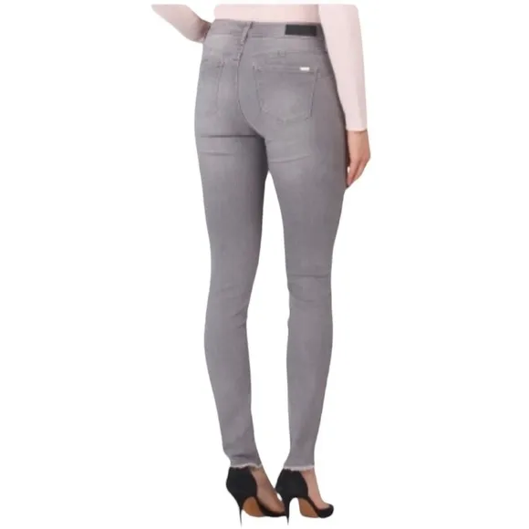 NWT ARMANI EXCHANGE Mid Rise Super Skinny Lift Up Jeans - Size 27