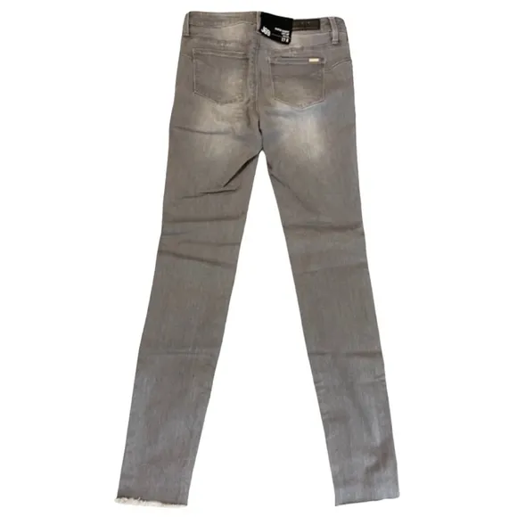 NWT ARMANI EXCHANGE Mid Rise Super Skinny Lift Up Jeans - Size 27