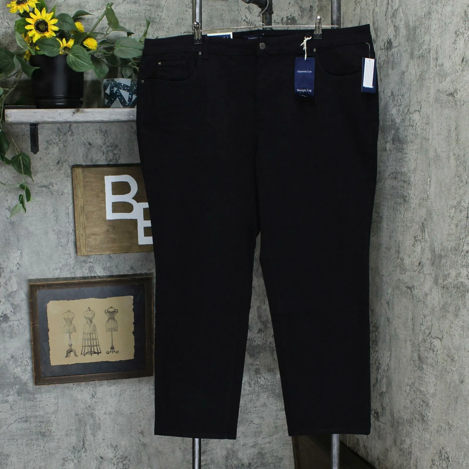 NWT Charter Club Plus Size Lexington Straight Leg Jeans. 66008SA154 26W