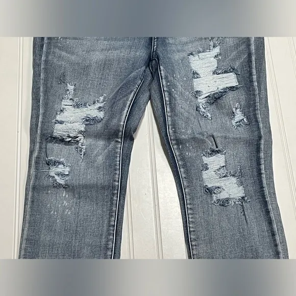 NWT Judy Blue Bleach Splash Distressed High Rise Button Fly Skinny Jeans size 13