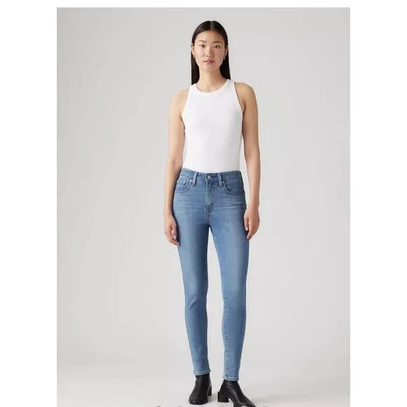 NWT Levi's 721 High Rise Skinny Women's Jeans Light Wash Size 29 x 30