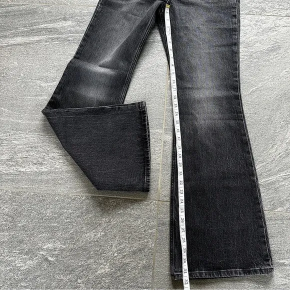 NWT Levi's Premium Jeans 70's High Rise Modern Flare Black Denim Zip Fly Size 24