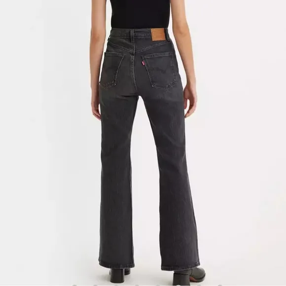 NWT Levi's Premium Jeans 70's High Rise Modern Flare Black Denim Zip Fly Size 24
