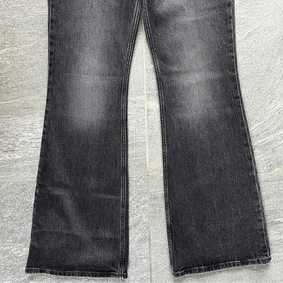 NWT Levi's Premium Jeans 70's High Rise Modern Flare Black Denim Zip Fly Size 24