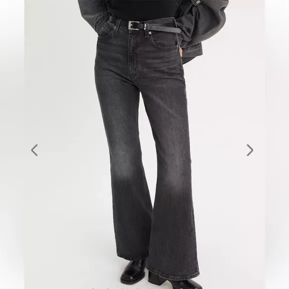NWT Levi's Premium Jeans 70's High Rise Modern Flare Black Denim Zip Fly Size 24
