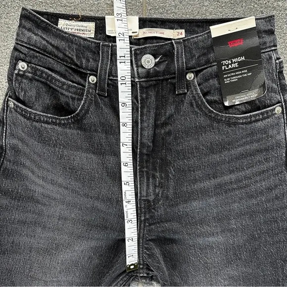 NWT Levi's Premium Jeans 70's High Rise Modern Flare Black Denim Zip Fly Size 24