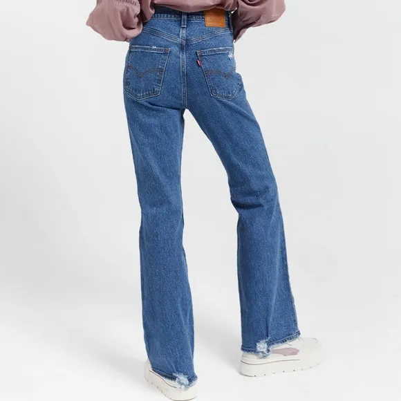 NWT Levi's Premium Sonoma Step 70s High Flare Jeans