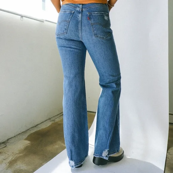 NWT Levi's Premium Sonoma Step 70s High Flare Jeans