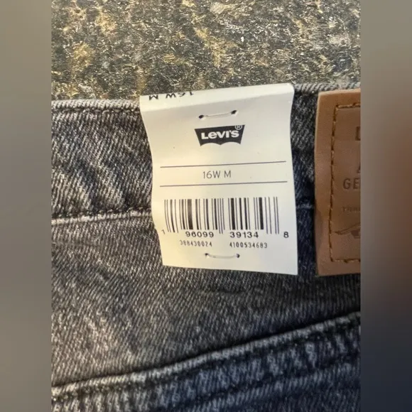 NWT LEVI’S RIBCAGE STRAIGHT ANKLE JEANS FADED BLACK SIZE 16W