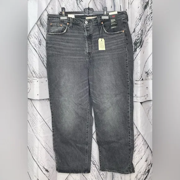 NWT LEVI’S RIBCAGE STRAIGHT ANKLE JEANS FADED BLACK SIZE 16W