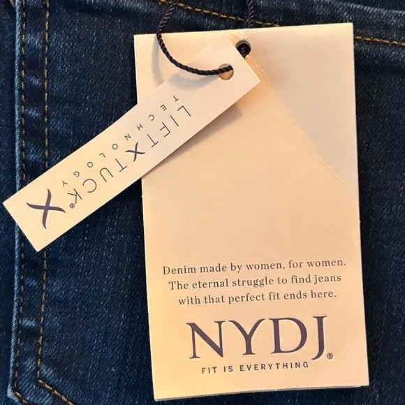 NWT NYDJ Marilyn Straight Quinn 12
