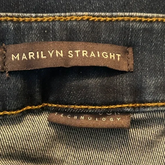 NWT NYDJ Marilyn Straight Quinn 12