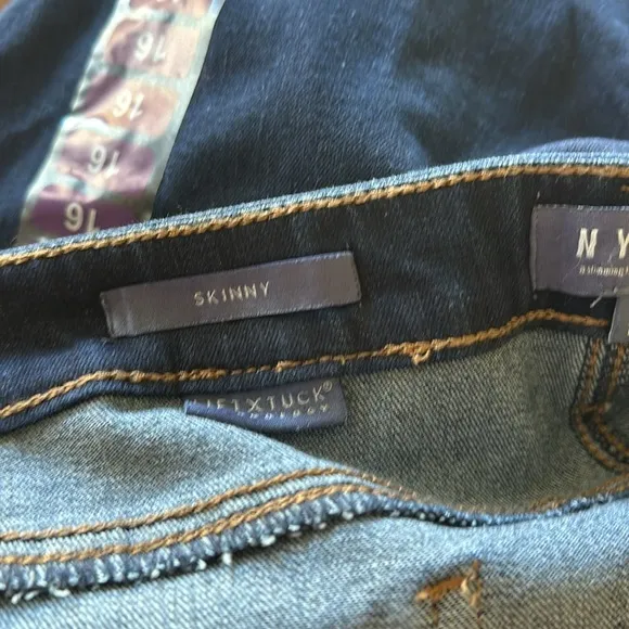 NWT NYDJ Skinny Jeans Dark Wash Style MSSD8706 Lift Tuck Technology