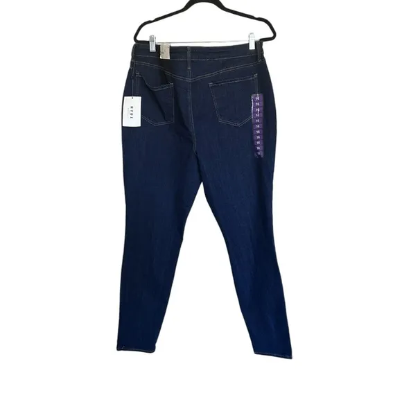 NWT NYDJ Skinny Jeans Dark Wash Style MSSD8706 Lift Tuck Technology