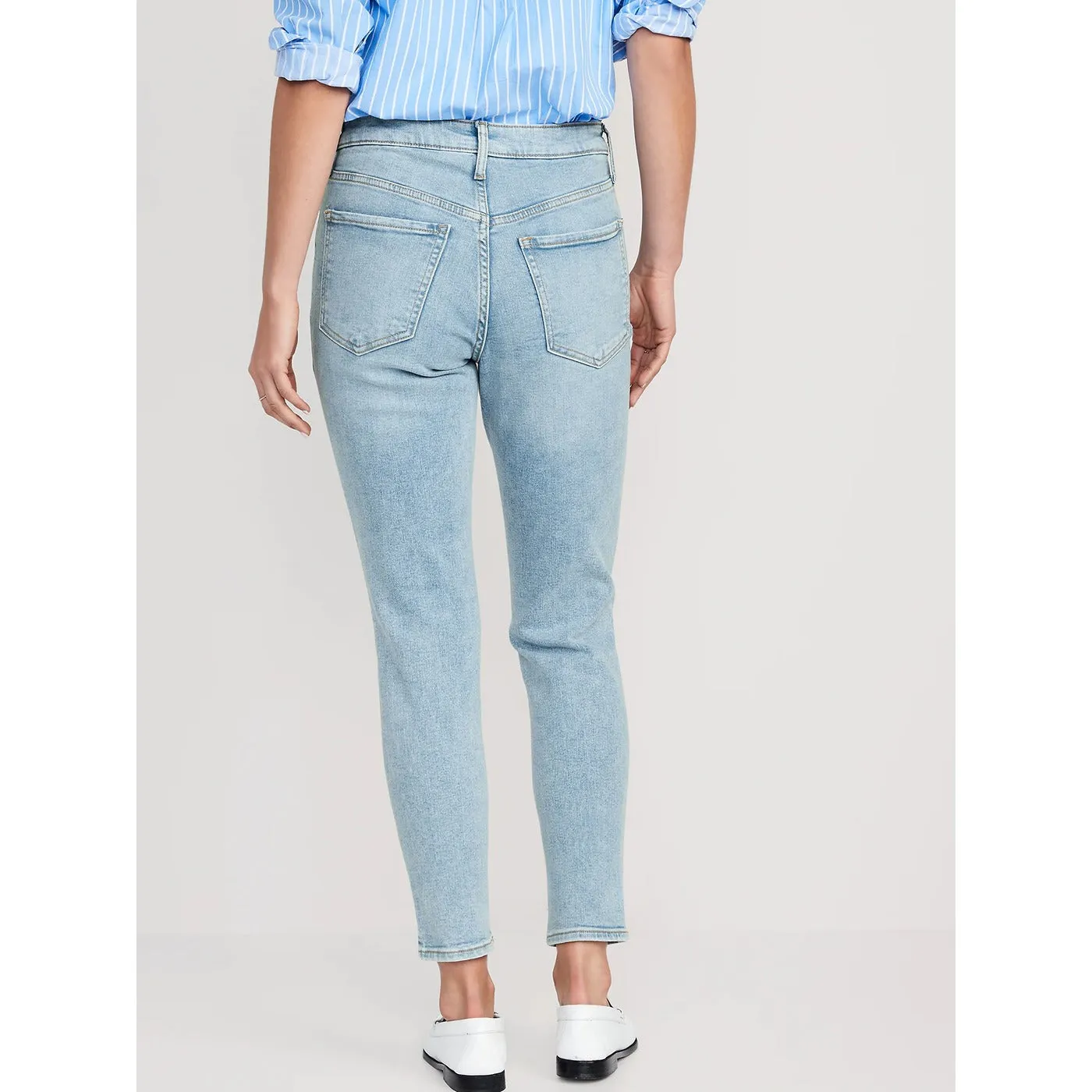 ON Straight Mom Light Blue Jeans