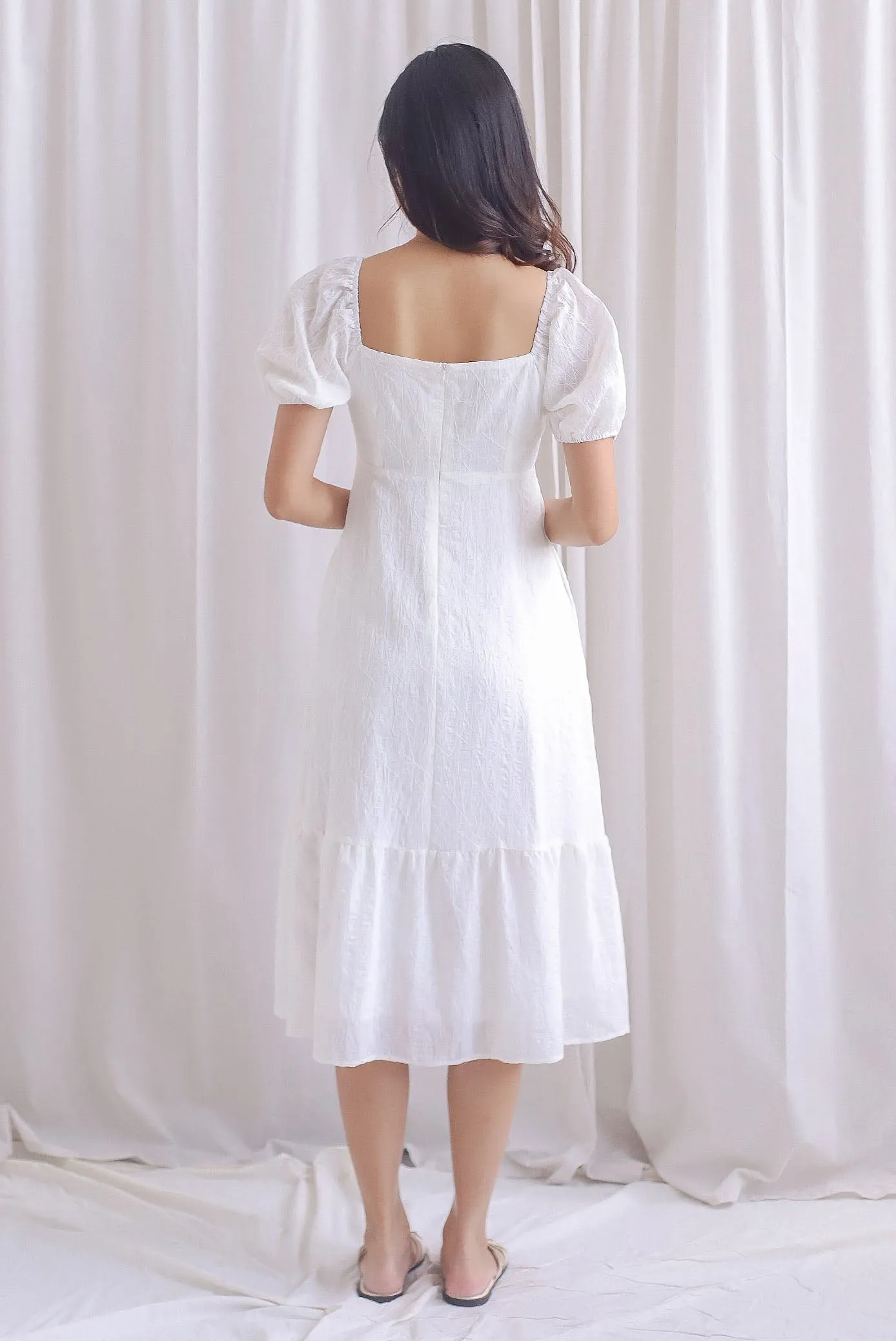 Patti Texture Puffy Sleeve Tie Midi Dress In White