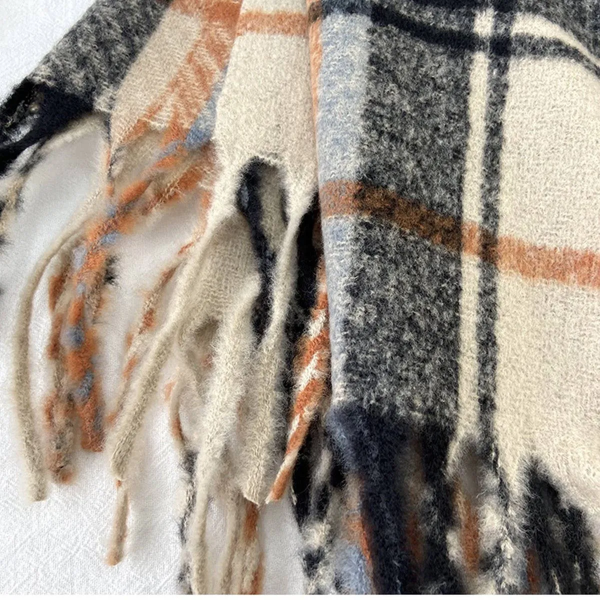 PLAID SHAWL TASSEL NECK SCARF Beige