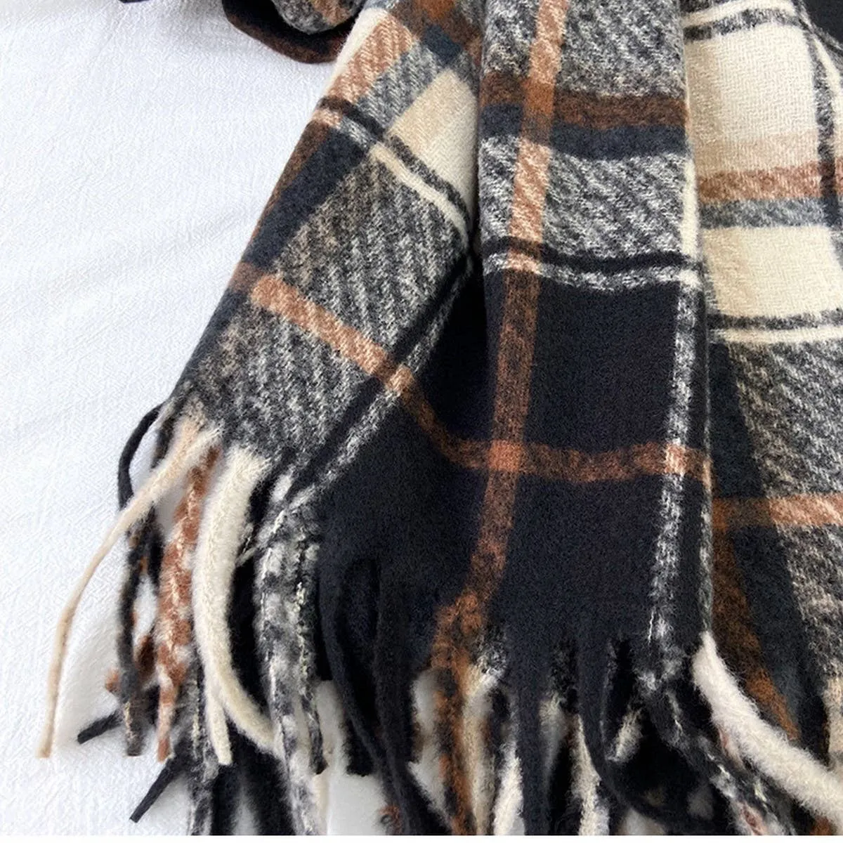 PLAID SHAWL TASSEL NECK SCARF Beige