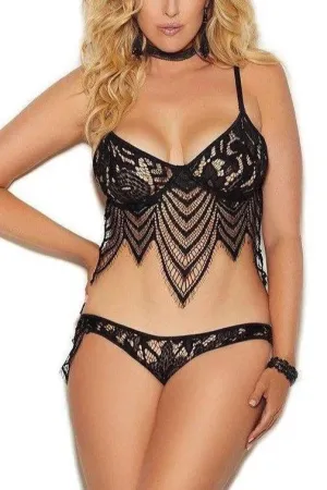 Plus Size Lace Underwire Bralette With Matching Panty