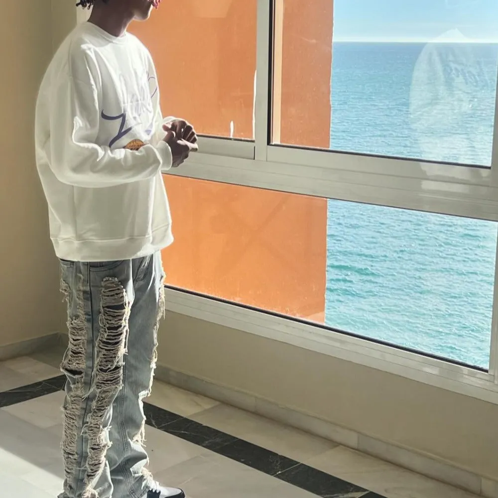 PM | Street Side Ripped Straight Jeans
