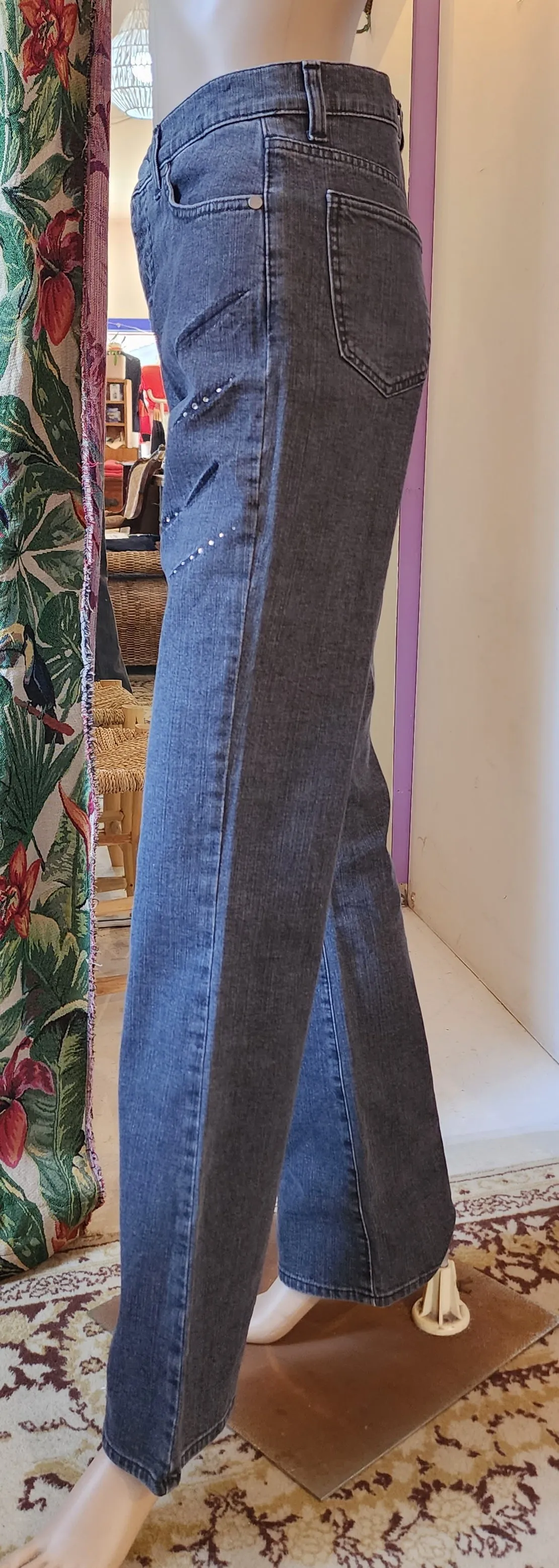 Pre-Loved Jeans - Lisa Vatti Jeans "LVJ" Flare Charcoal Denim Jeans Sz 28