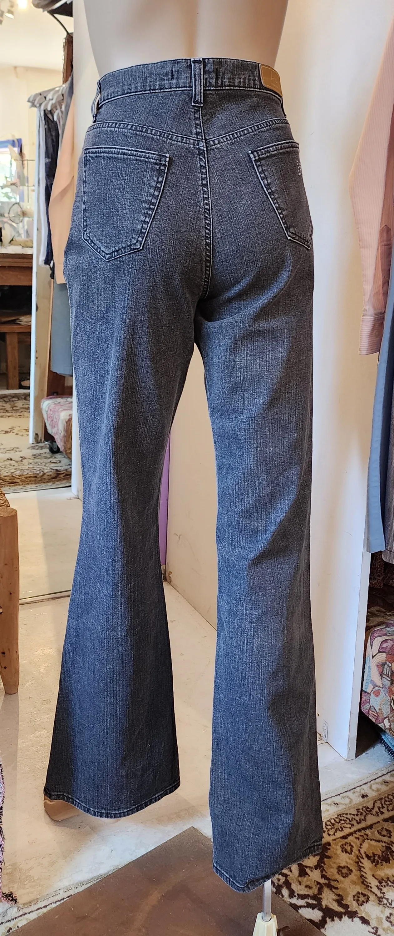 Pre-Loved Jeans - Lisa Vatti Jeans "LVJ" Flare Charcoal Denim Jeans Sz 28