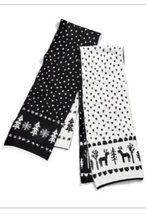Reversible scarf